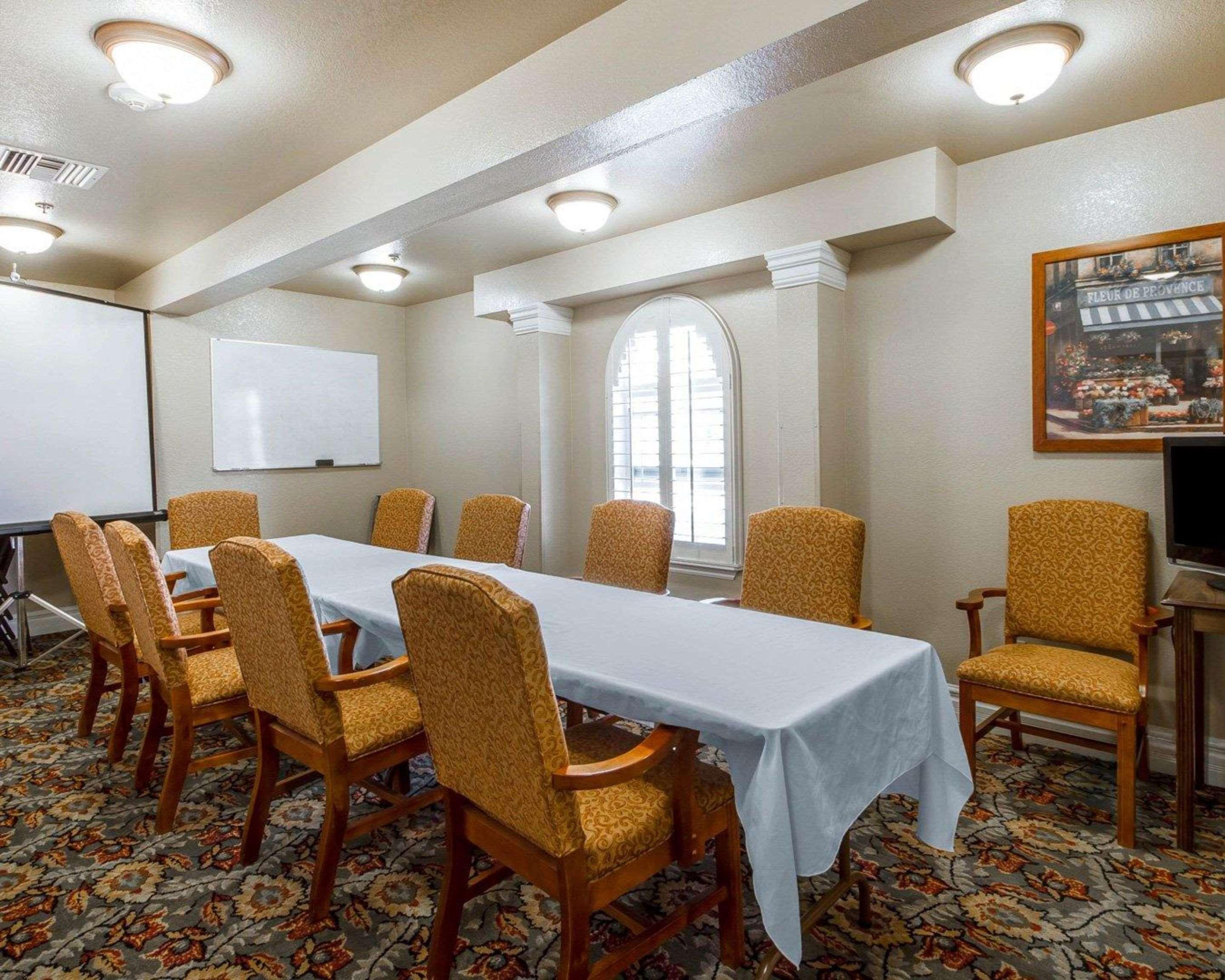 Comfort Inn & Suites Ukiah Mendocino County Dış mekan fotoğraf