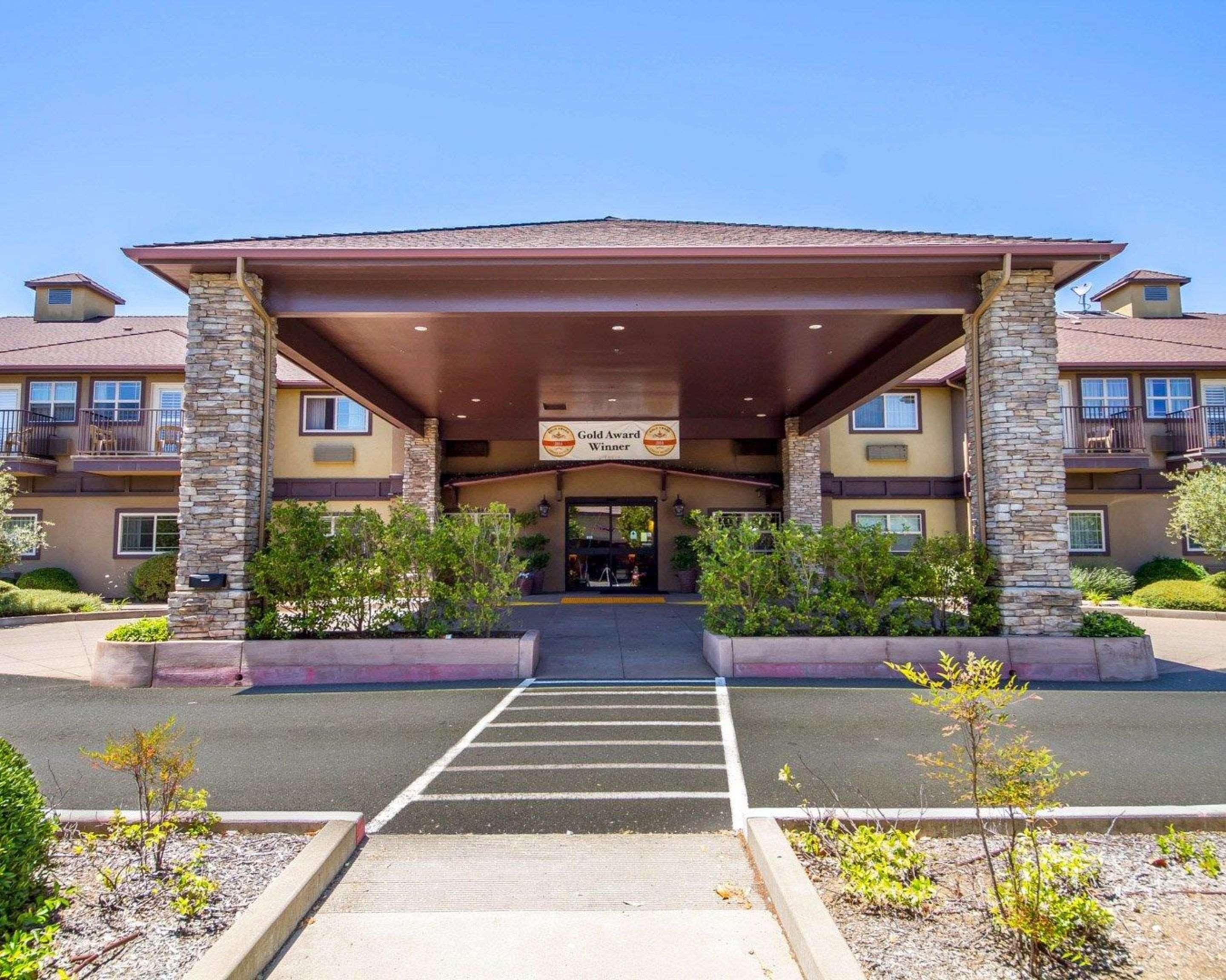 Comfort Inn & Suites Ukiah Mendocino County Dış mekan fotoğraf