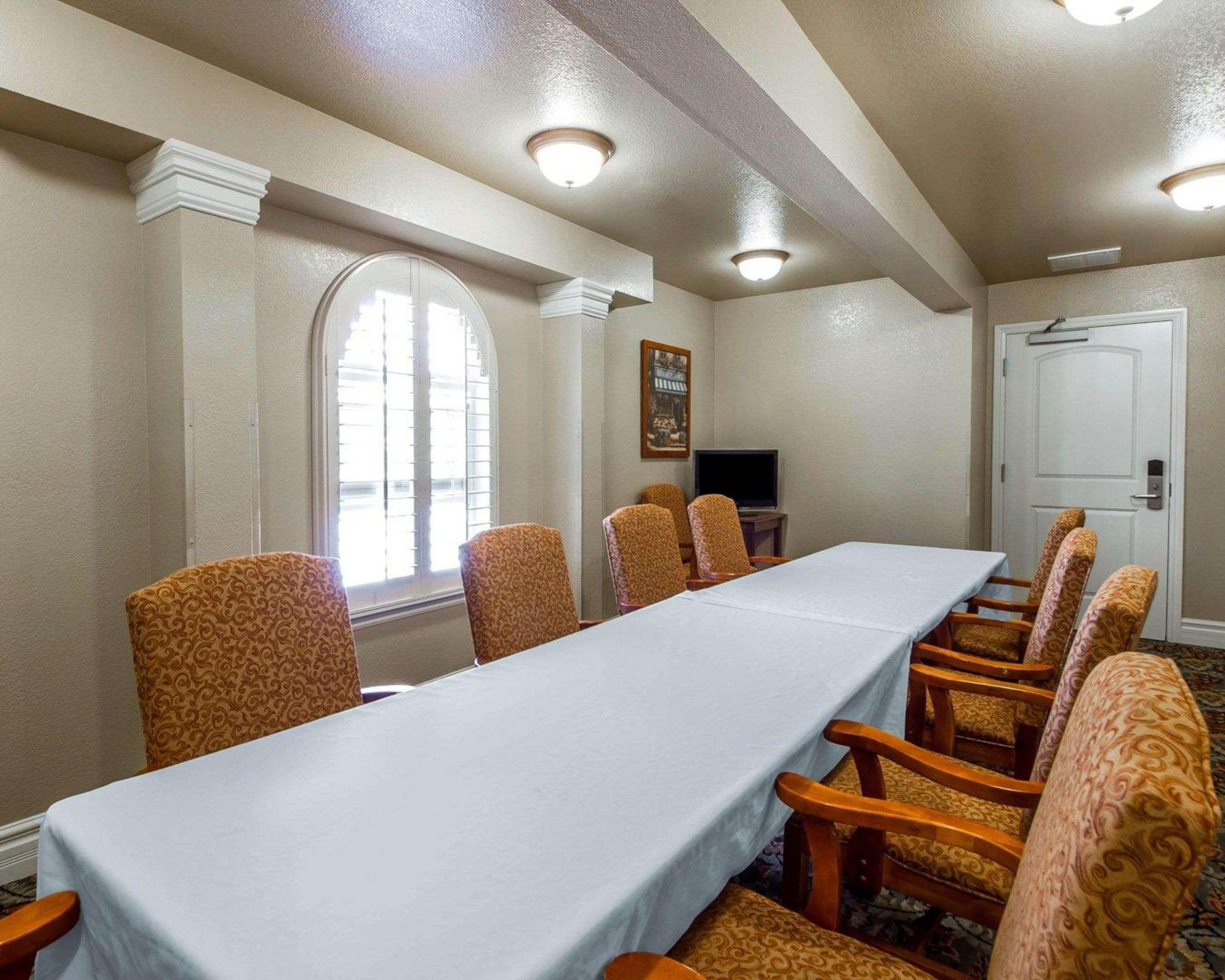 Comfort Inn & Suites Ukiah Mendocino County Dış mekan fotoğraf