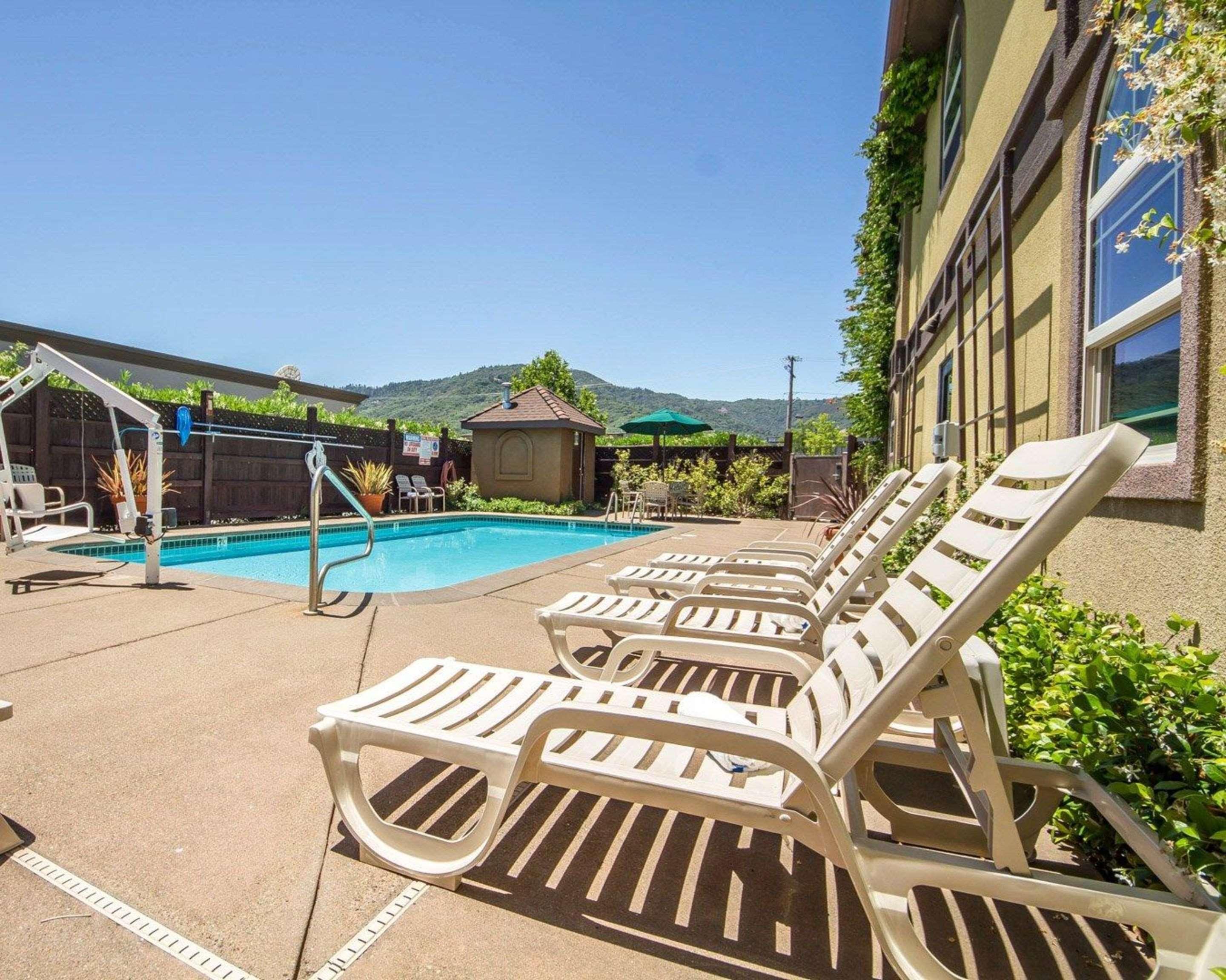 Comfort Inn & Suites Ukiah Mendocino County Dış mekan fotoğraf