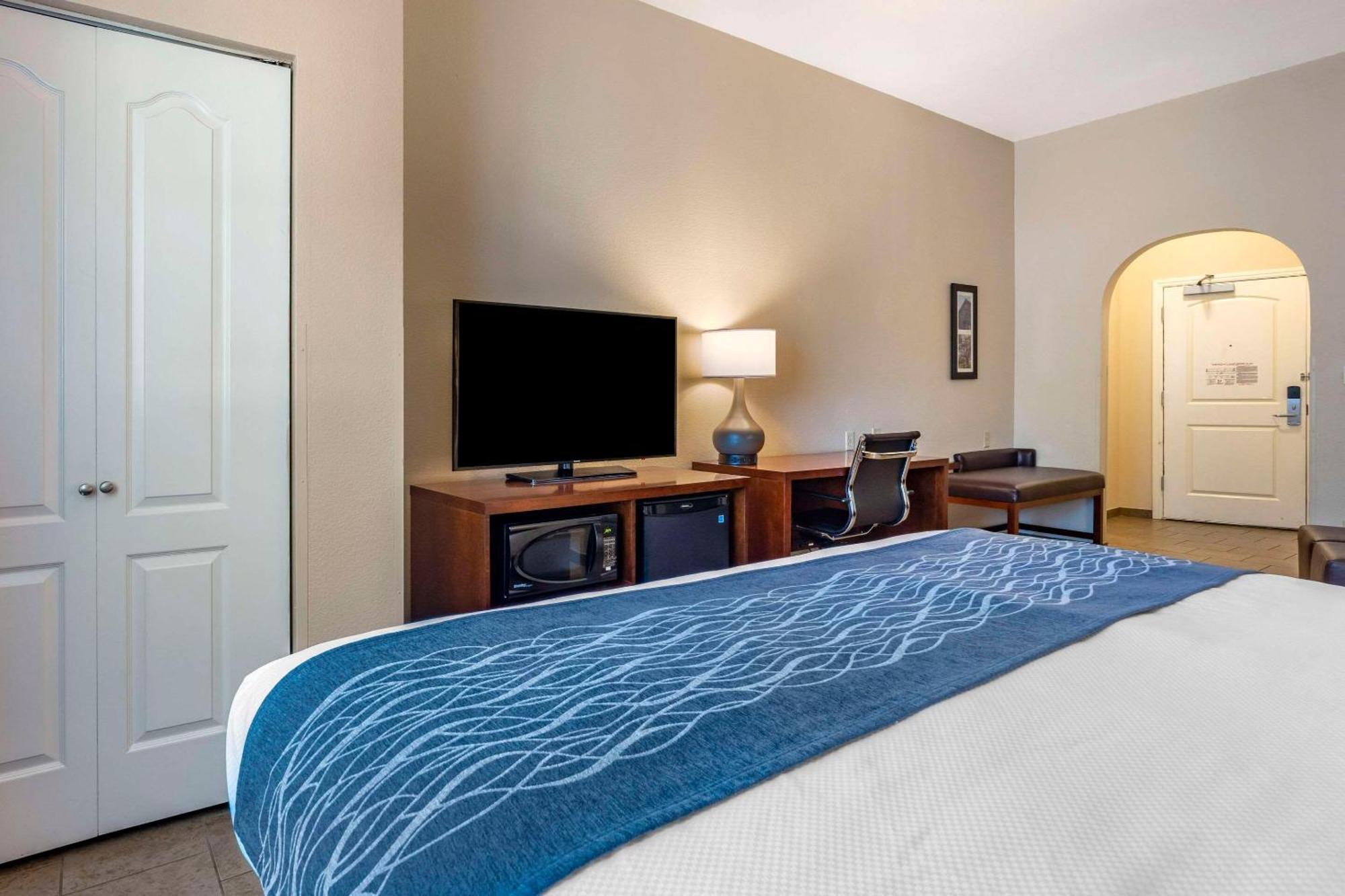 Comfort Inn & Suites Ukiah Mendocino County Dış mekan fotoğraf