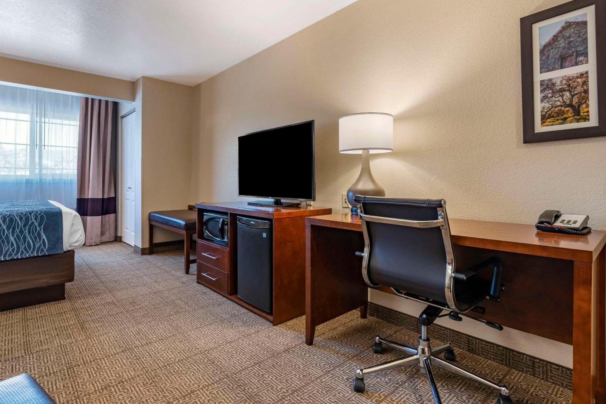 Comfort Inn & Suites Ukiah Mendocino County Dış mekan fotoğraf