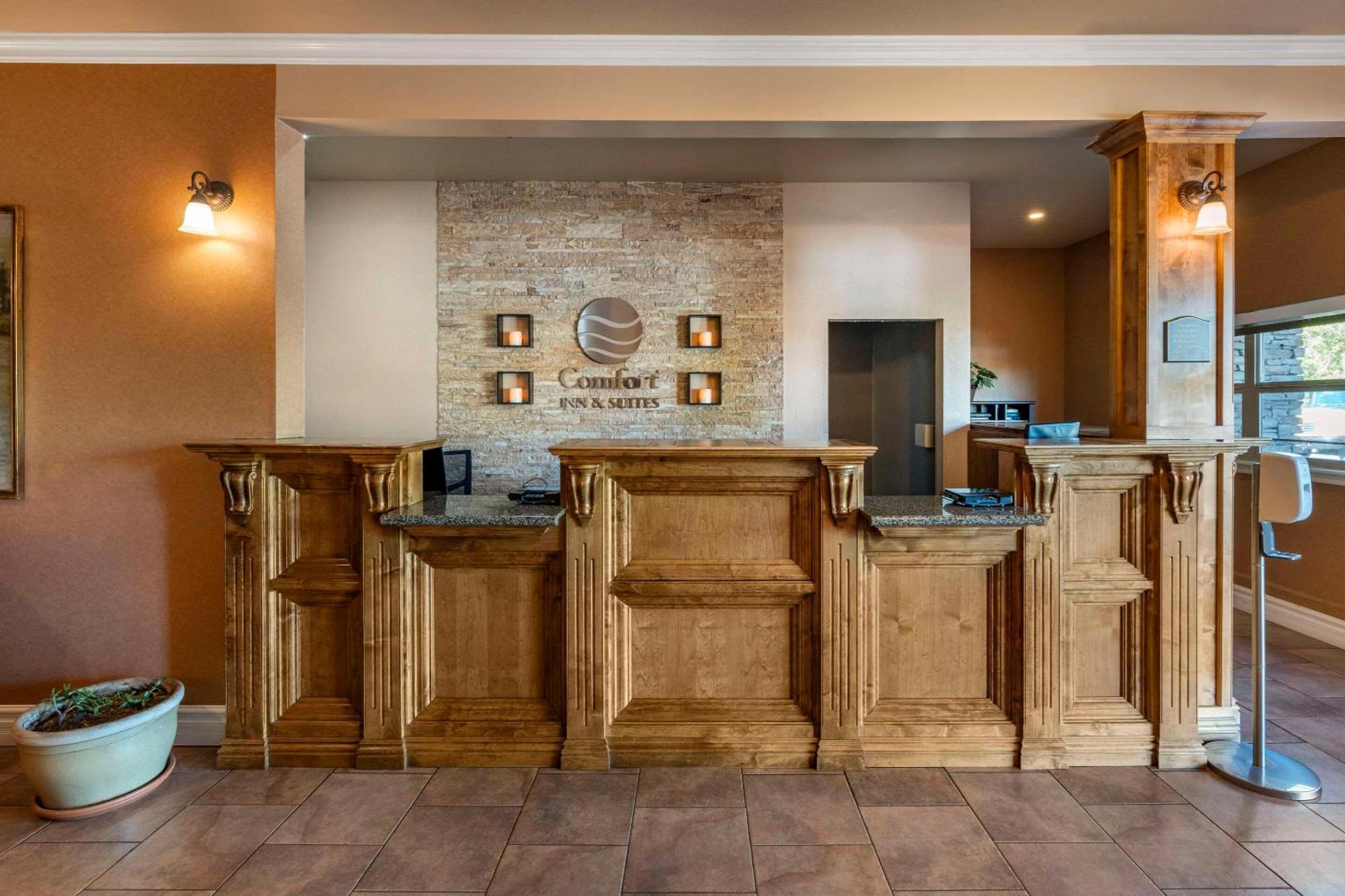 Comfort Inn & Suites Ukiah Mendocino County Dış mekan fotoğraf
